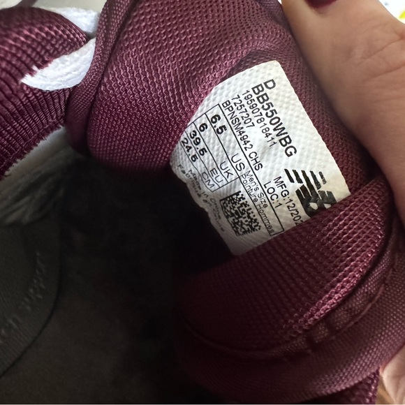 New Balance Shoes - Picture 4 of 4